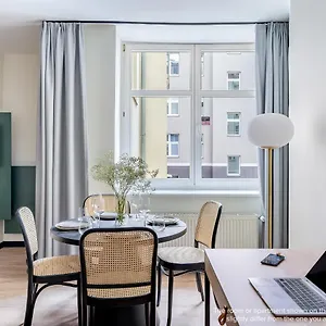 https://the-kater.find-berlin-hotels.com