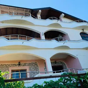 https://casadolcecasa.albaniahotels.org